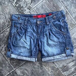 S.OLIVER Loose Low Adjustable Ladies Shorts Denim Colour Preppy Coastal Casual